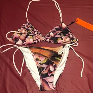 NWT CLOVER CANYON Floral Graphic Bikini Set